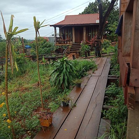Happy Bungalow & Trekking Banlung Esterno foto