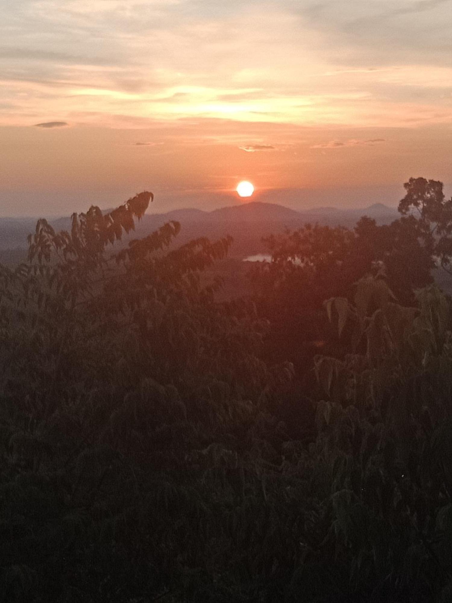 Happy Bungalow & Trekking Banlung Esterno foto