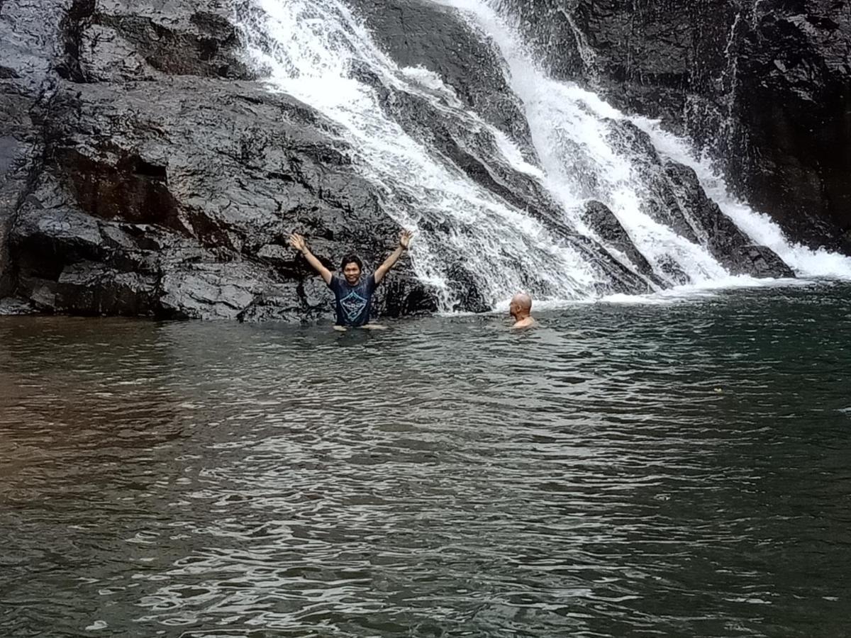 Happy Bungalow & Trekking Banlung Esterno foto